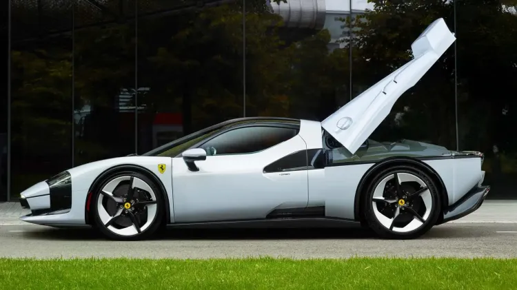 Ferrari SC40: A Modern Tribute to the Iconic F40